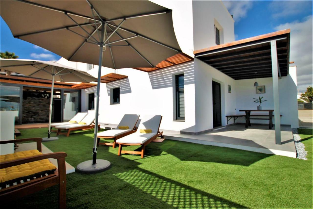 Вилла Holiday House And Spa Lanzarote Тиас Экстерьер фото